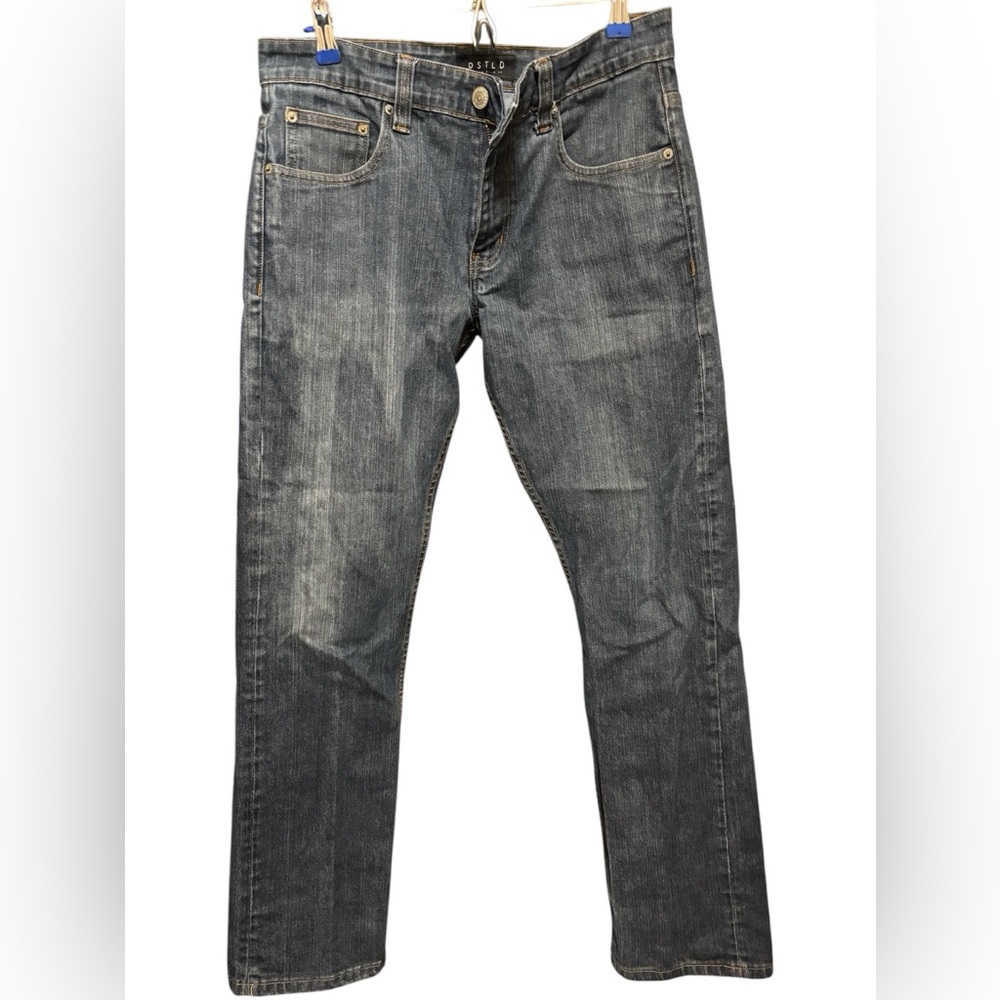 DSTLD men’s size 32 x 32 denim jeans. Straight‎ leg raw